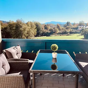 https://moderne-ferienwohnung-mit-herrlicher-fernsicht.com-bavaria.com